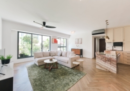 3 MRT! Meticulously Renovated! Quiet Facing! Can Contra! No Extension!